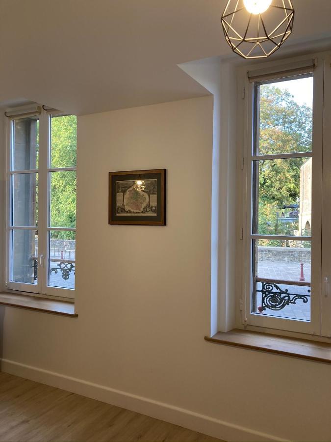 Suite Charles - Vue Musee Rimbaud Charleville-Mézières Exteriör bild